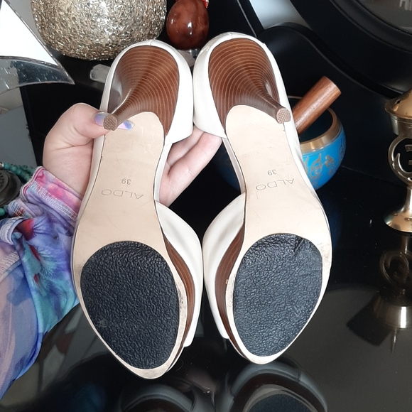 ALDO HEELS - Picture 3 of 4
